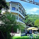 Lido La Perla Nera Отель