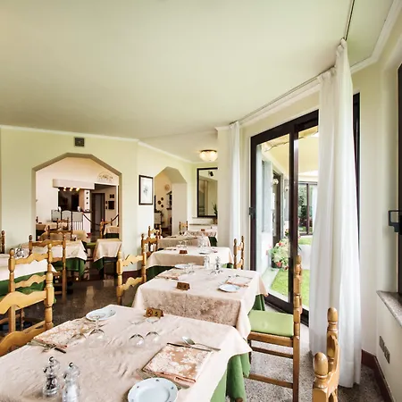 Lido La Perla Nera Hotel