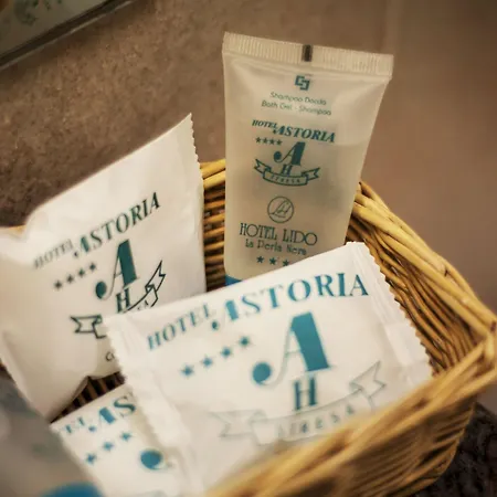 Lido La Perla Nera 호텔 3*