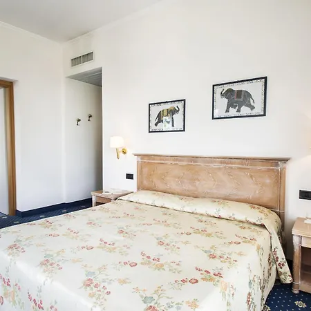 Lido La Perla Nera 3*