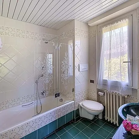 Lido La Perla Nera 호텔 3*