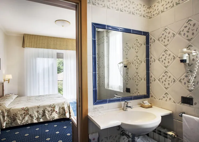 Lido La Perla Nera 3* ストレーザ