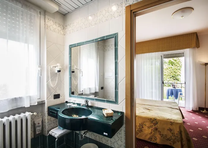 Lido La Perla Nera ホテル