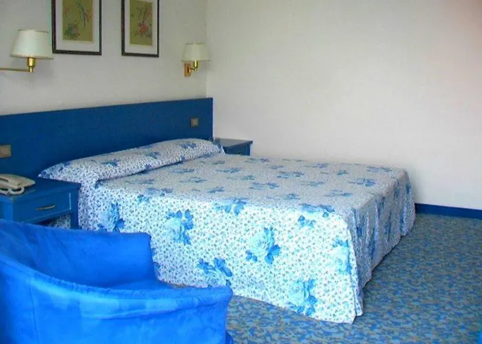 ホテル Lido La Perla Nera 3*