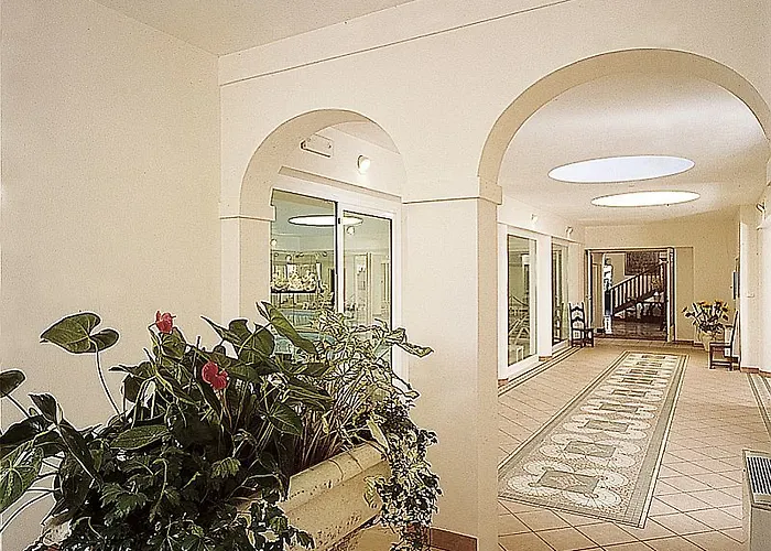 ホテル Lido La Perla Nera 3*