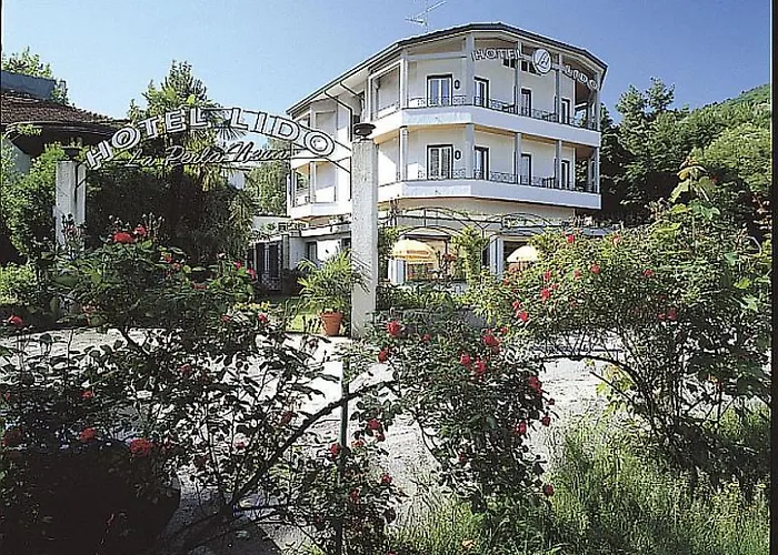 Lido La Perla Nera 3* ストレーザ