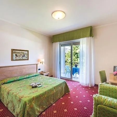 Lido La Perla Nera Hotel 3*